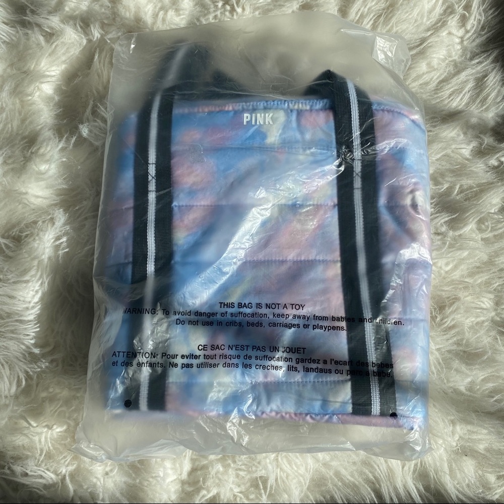 PINK Victoria’s Secret Tye Dye Weekend Duffel Bag - Picture 5 of 5
